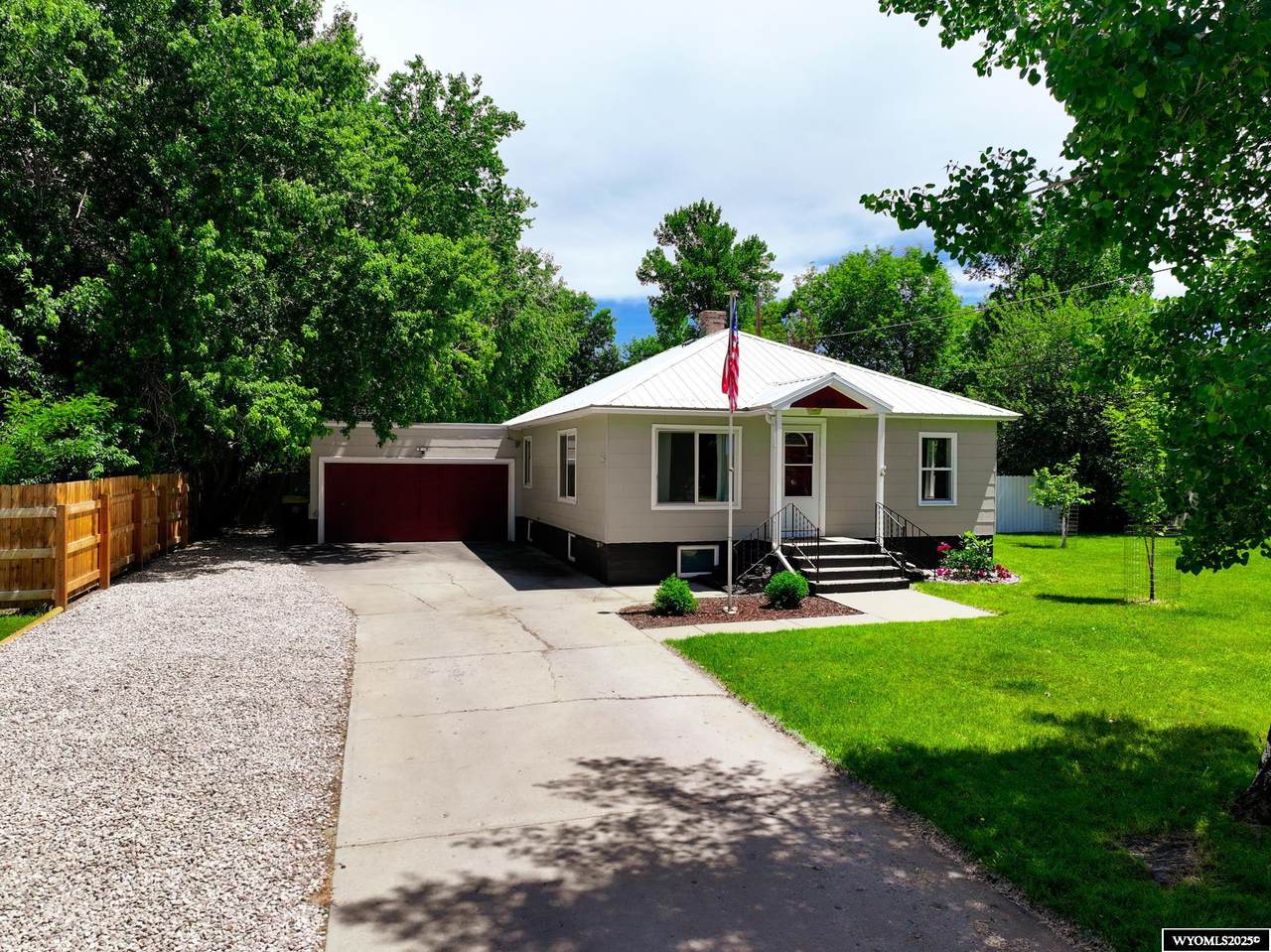 936 4th Street - Photo 1