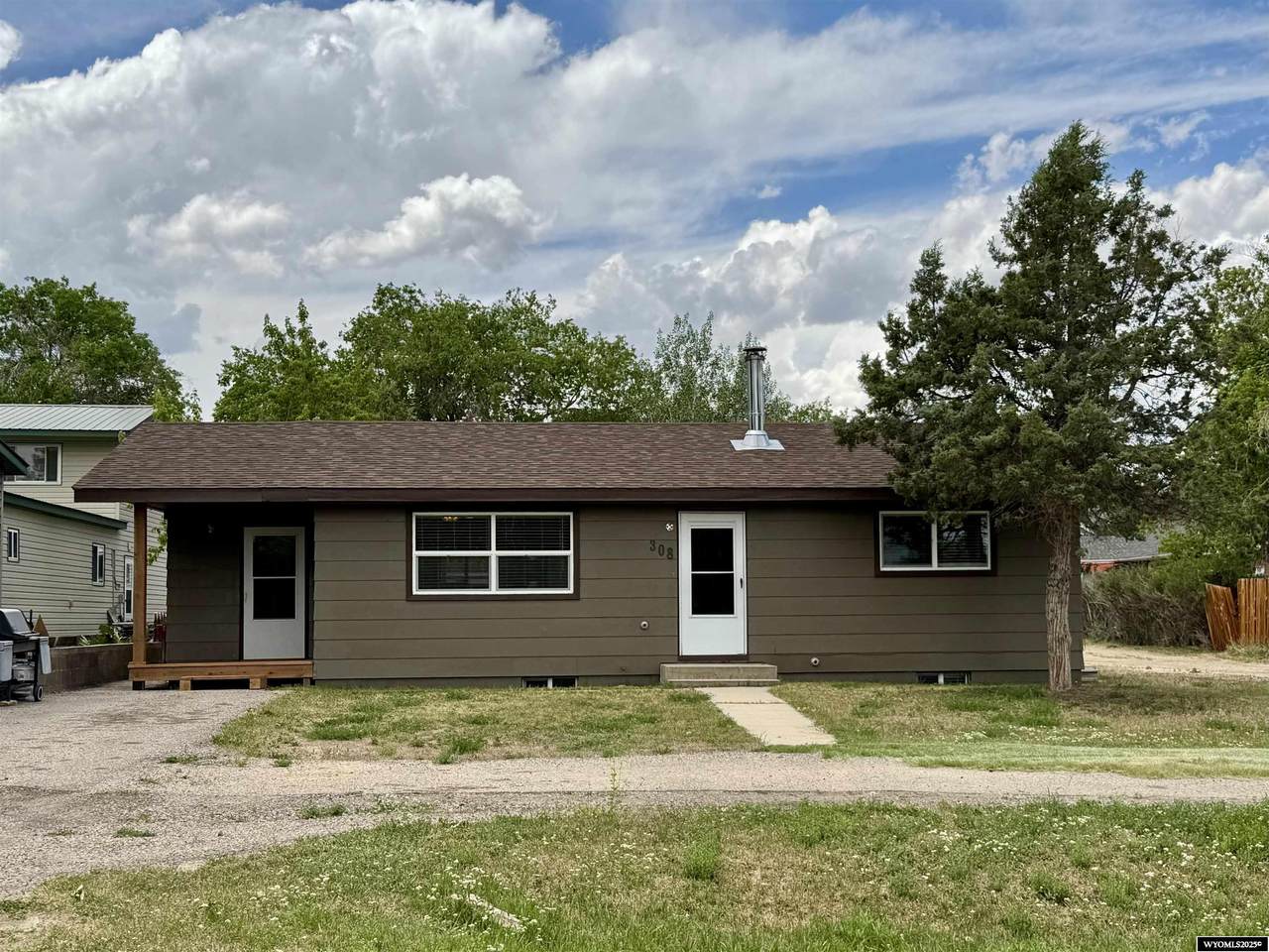 308 7th Street - Photo 1