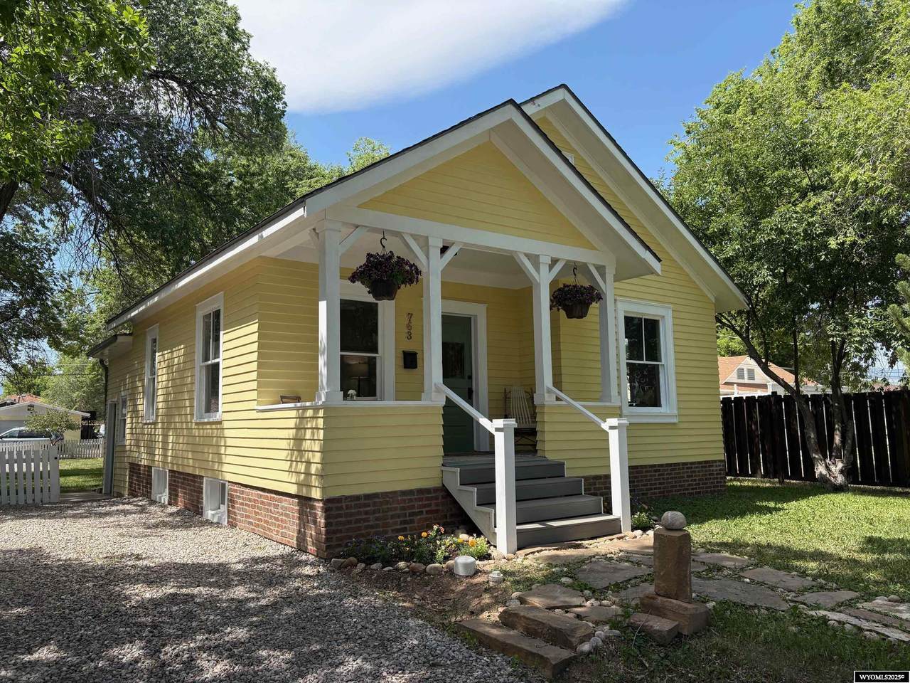 763 Washakie St - Photo 1