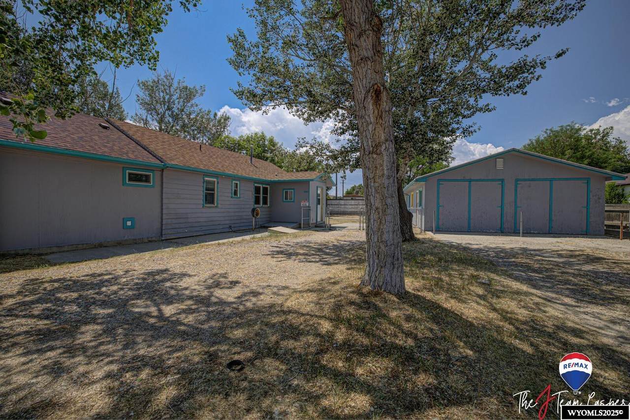 368 Crescent Drive - Photo 1