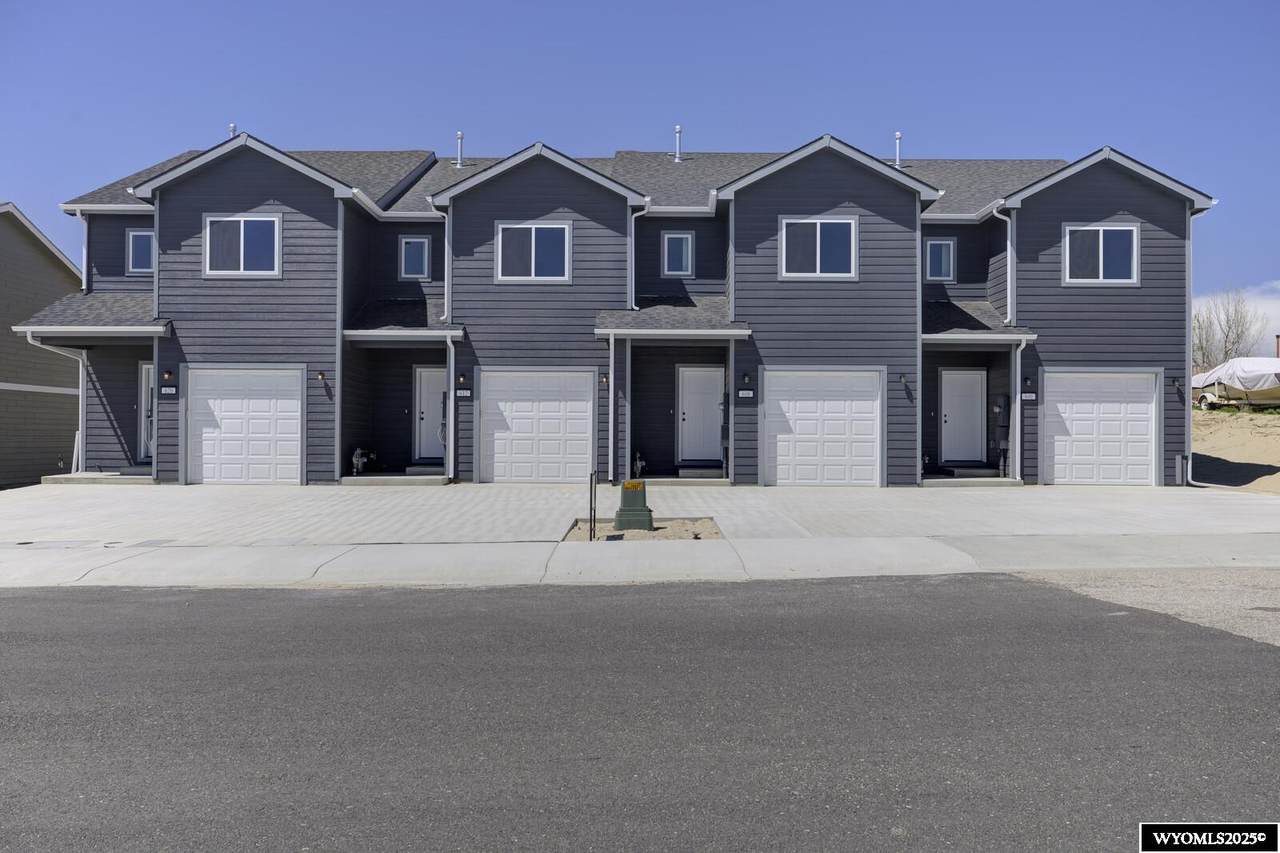 600 Badger Lane - Photo 1