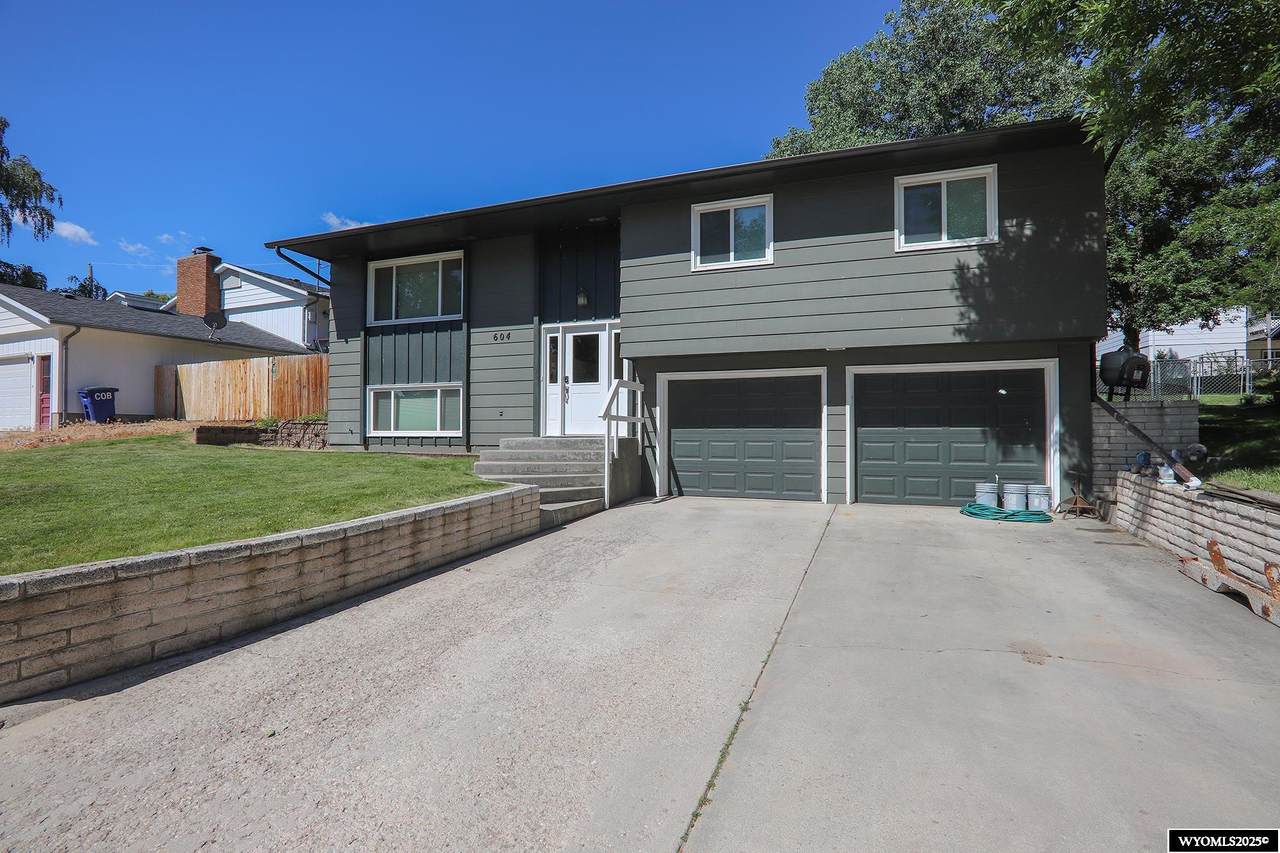604 Fullerton Avenue - Photo 1