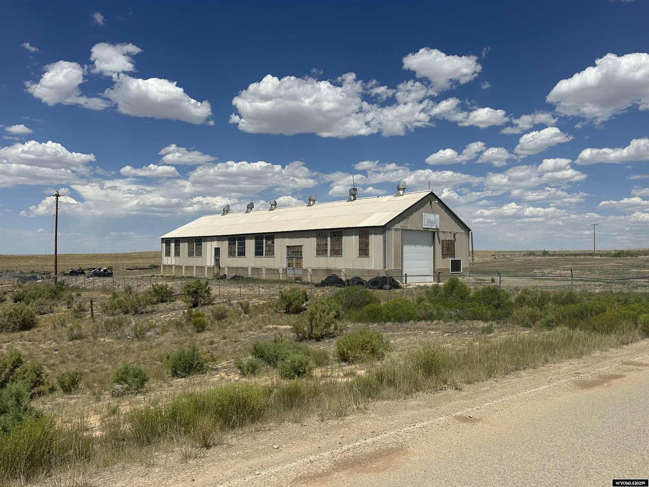 16591 Interstate 80 - Photo 1