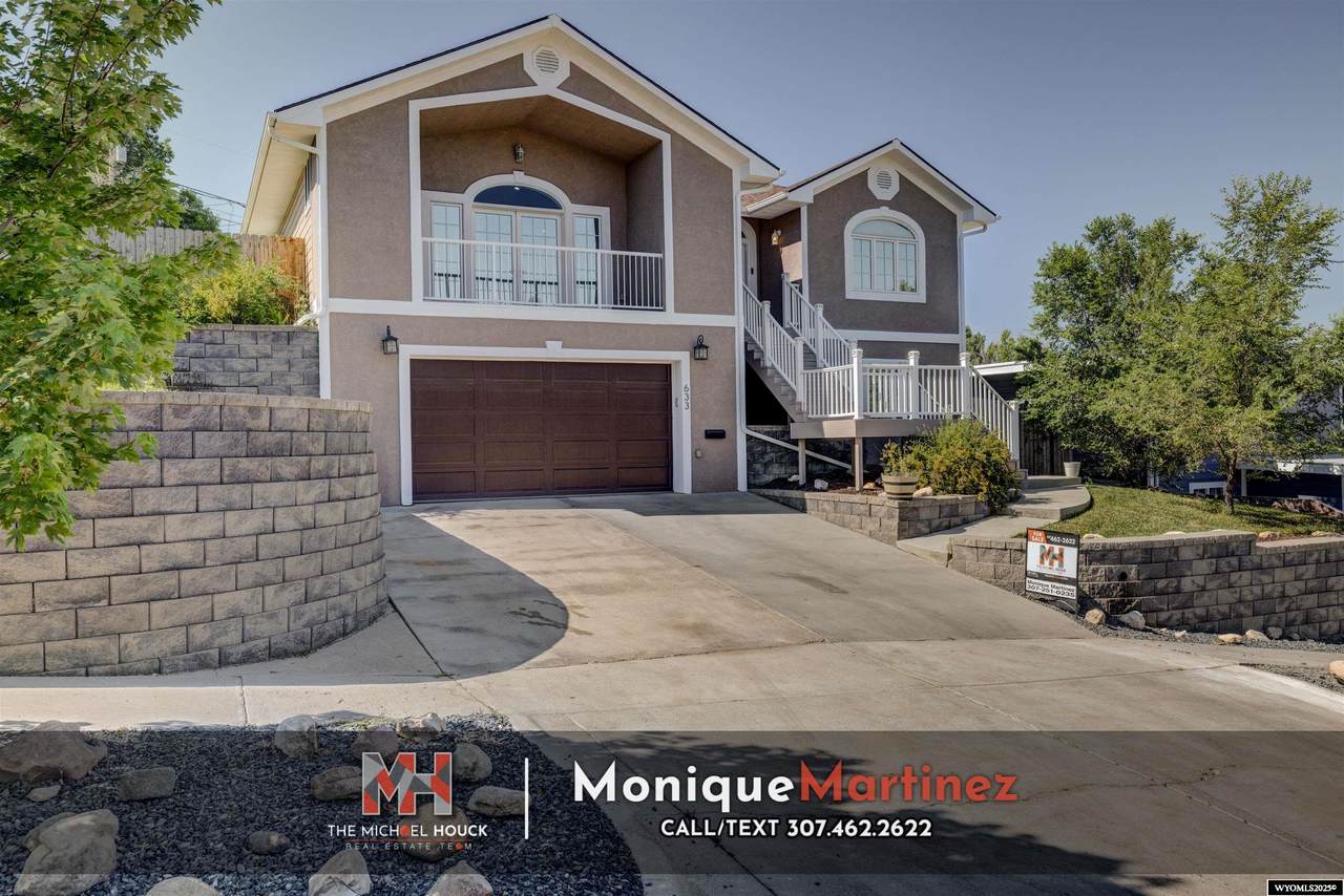 633 14th Street - Photo 1