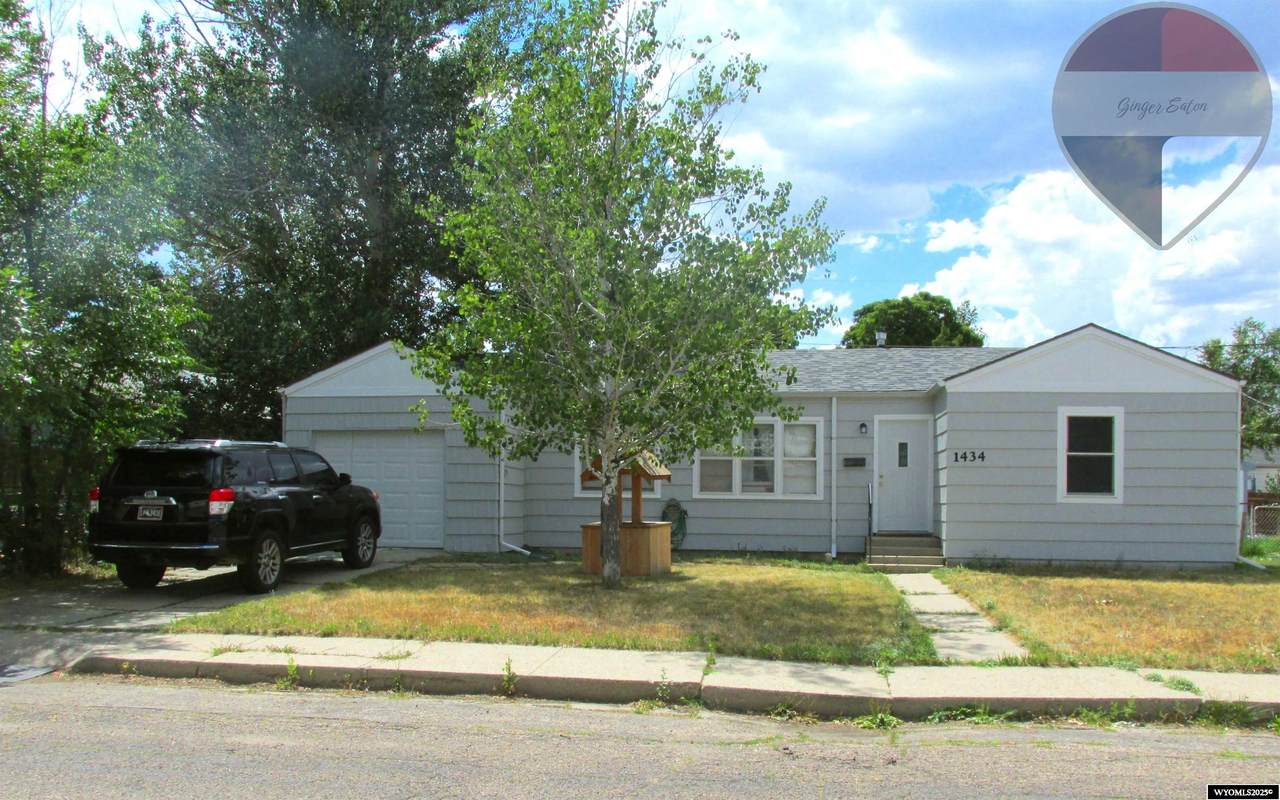 1434 Holly Street - Photo 1