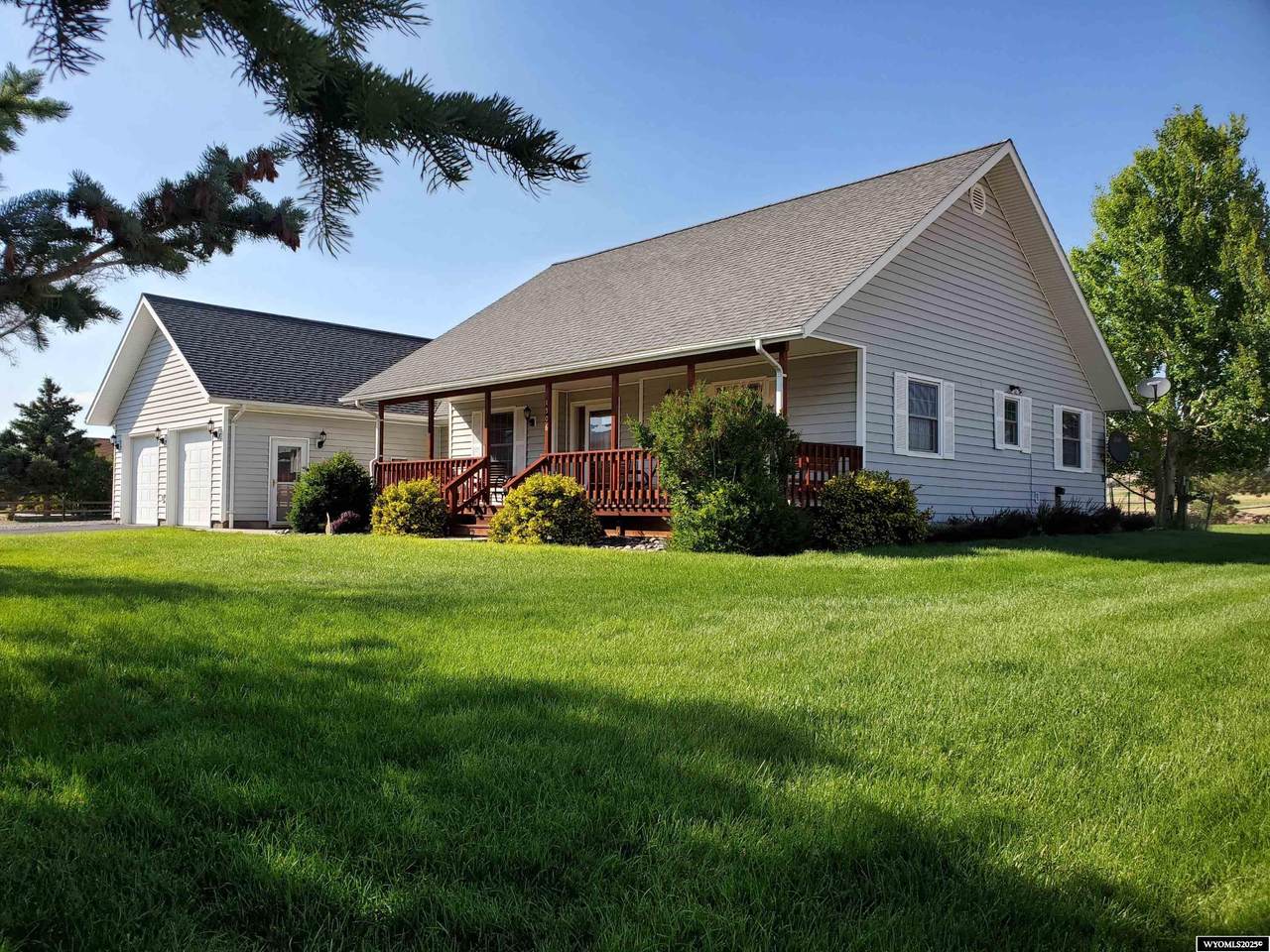 1506 Fairview Drive - Photo 1