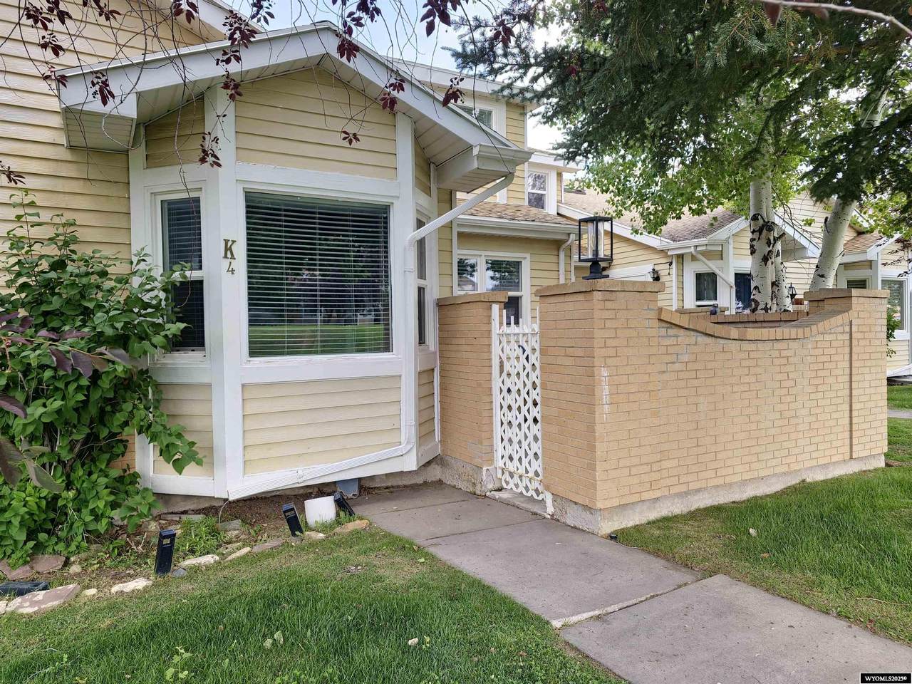 48 Aspen Grove Dr E K 04 - Photo 1