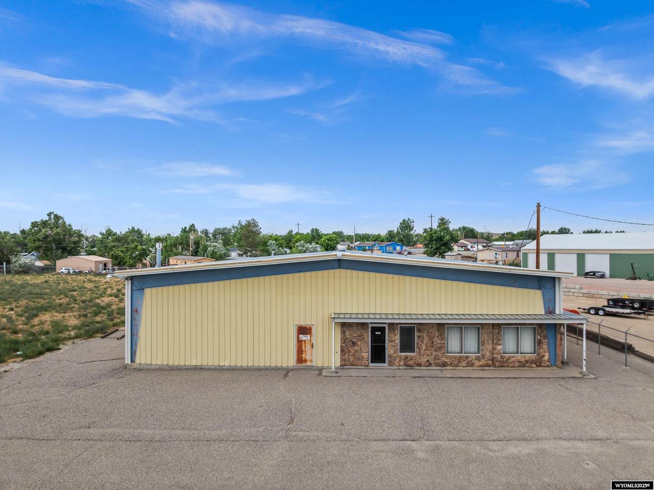 1123 Falcon Avenue - Photo 1