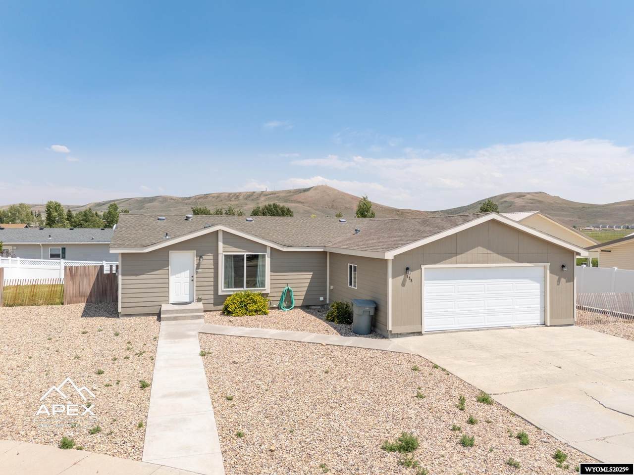 188 Arrowhead Circle - Photo 1