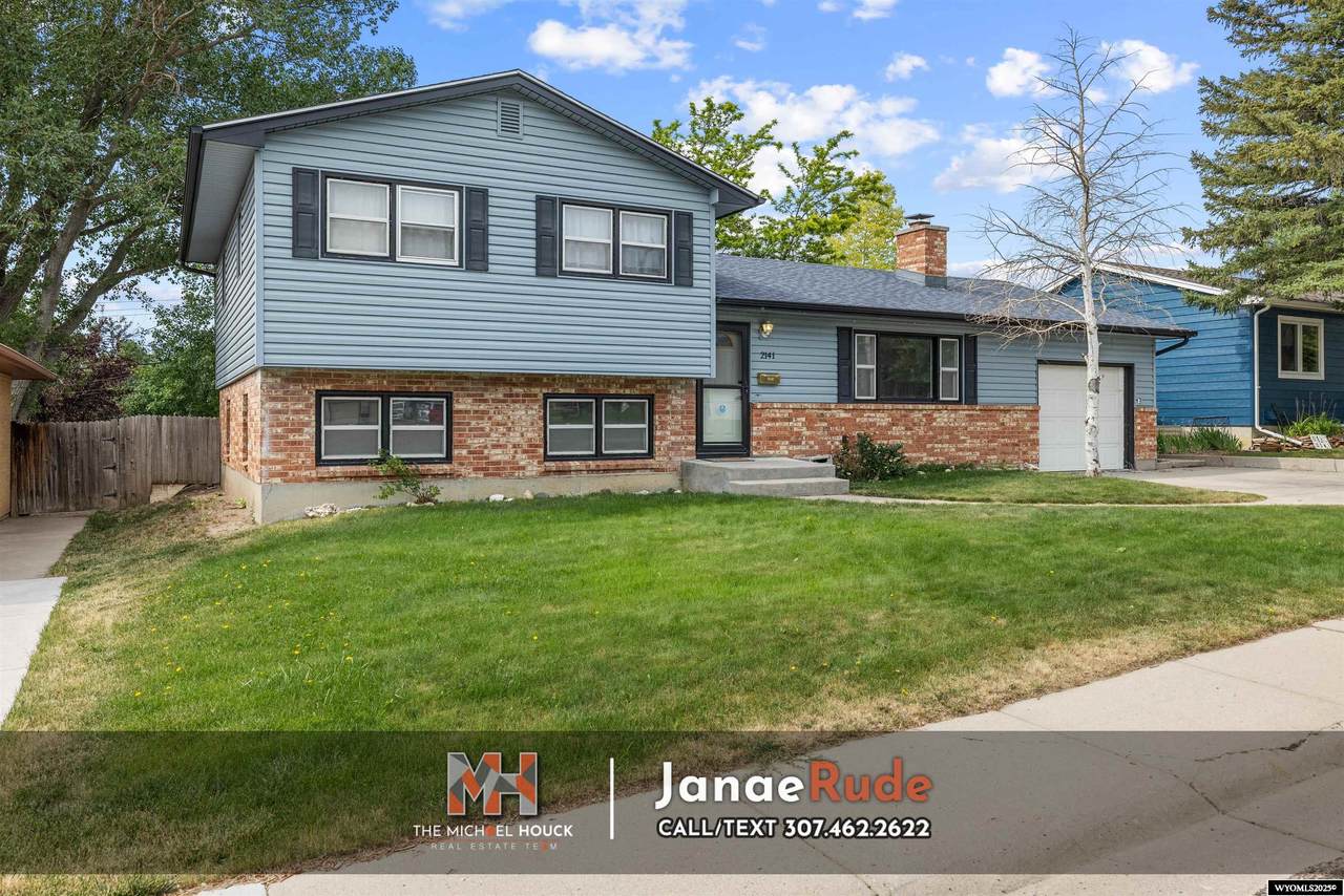 2141 Kingsboro Road - Photo 1
