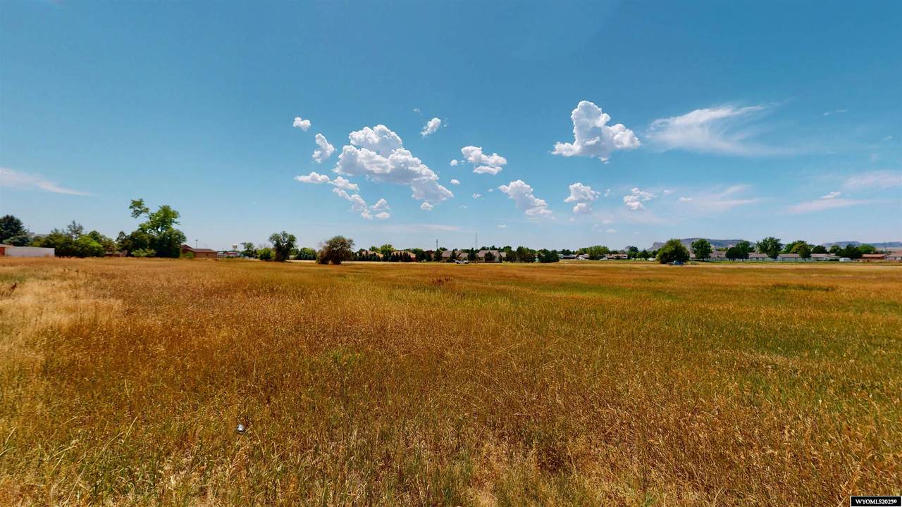  W 36th Street - Photo 1