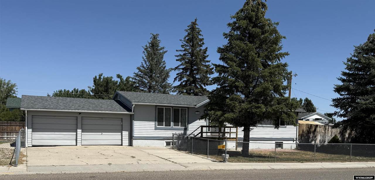 1304 Leal Street - Photo 1