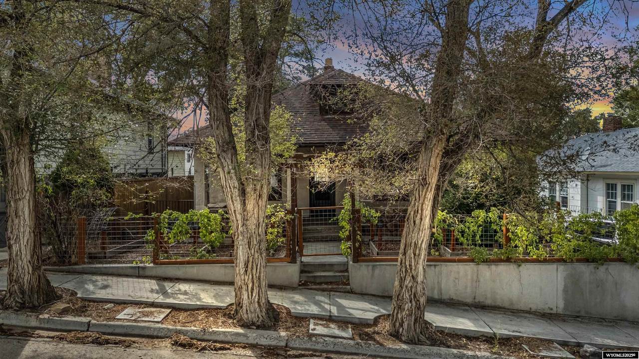 740 Rhode Island Avenue - Photo 1