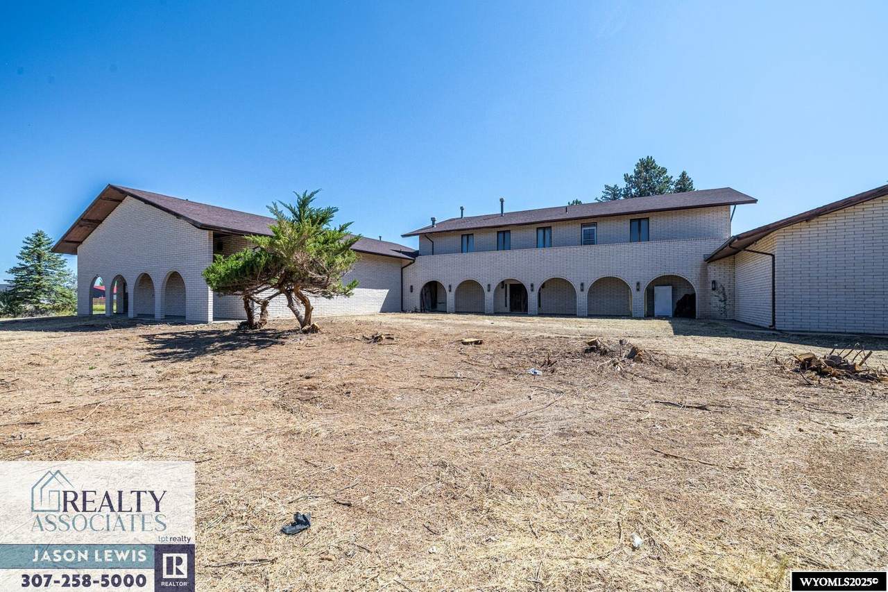 7824 Zero Road - Photo 1