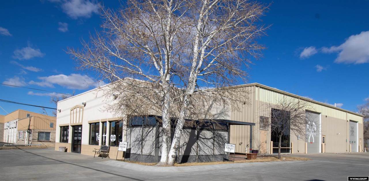 801 Center Street - Photo 1