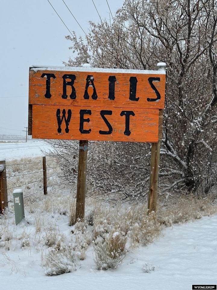 4 Skyline Acres Ind - Photo 1