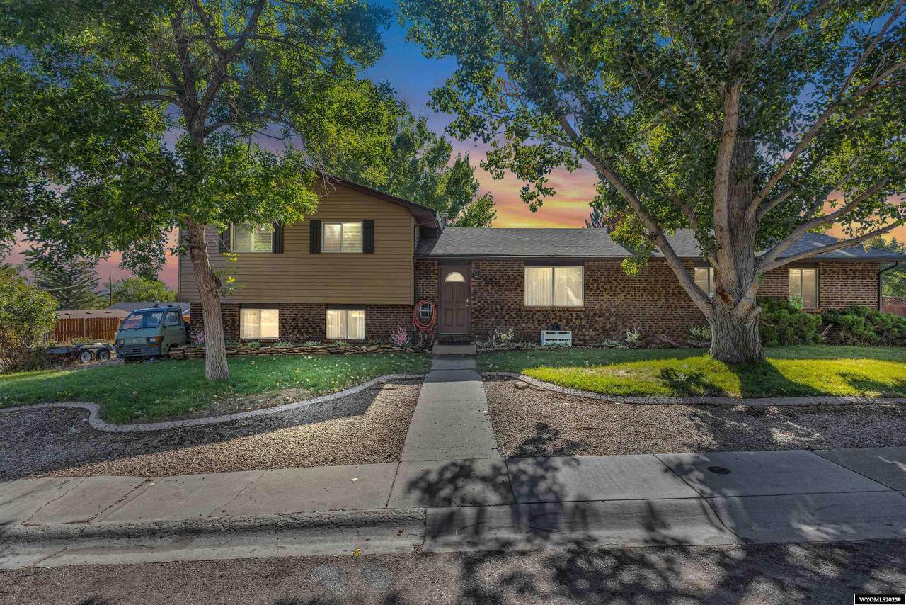 420 Fir St - Photo 1