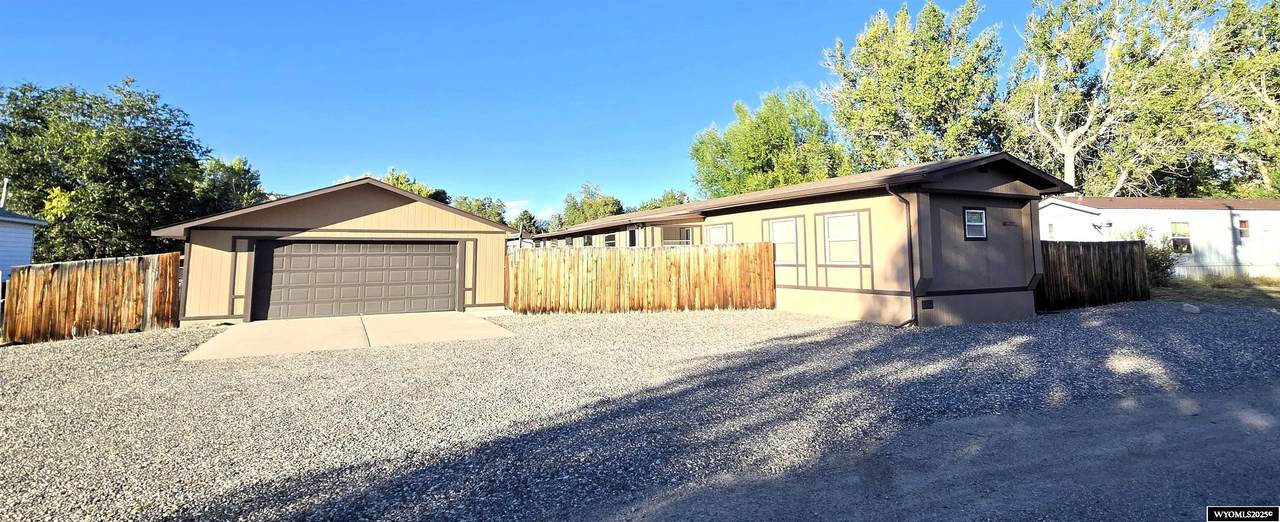 115 Warren - Photo 1