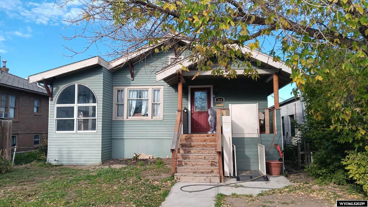 214 Grant Street - Photo 1