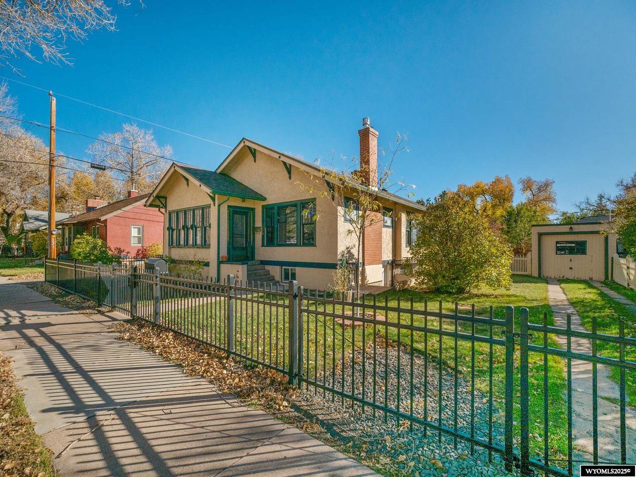 1210 Garfield St - Photo 1