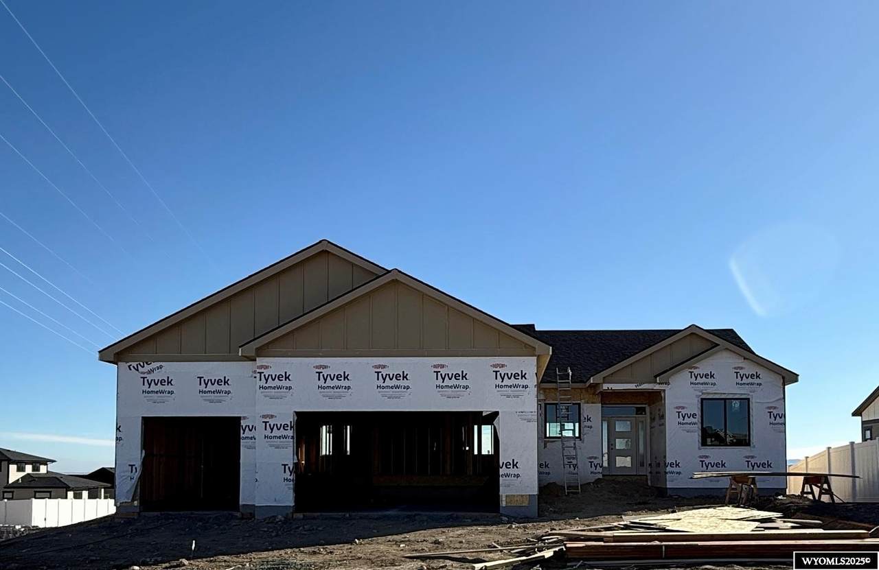 2745 Berkshire Way - Photo 1