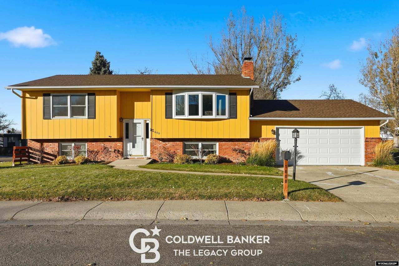 1600 Linda Vista Drive - Photo 1