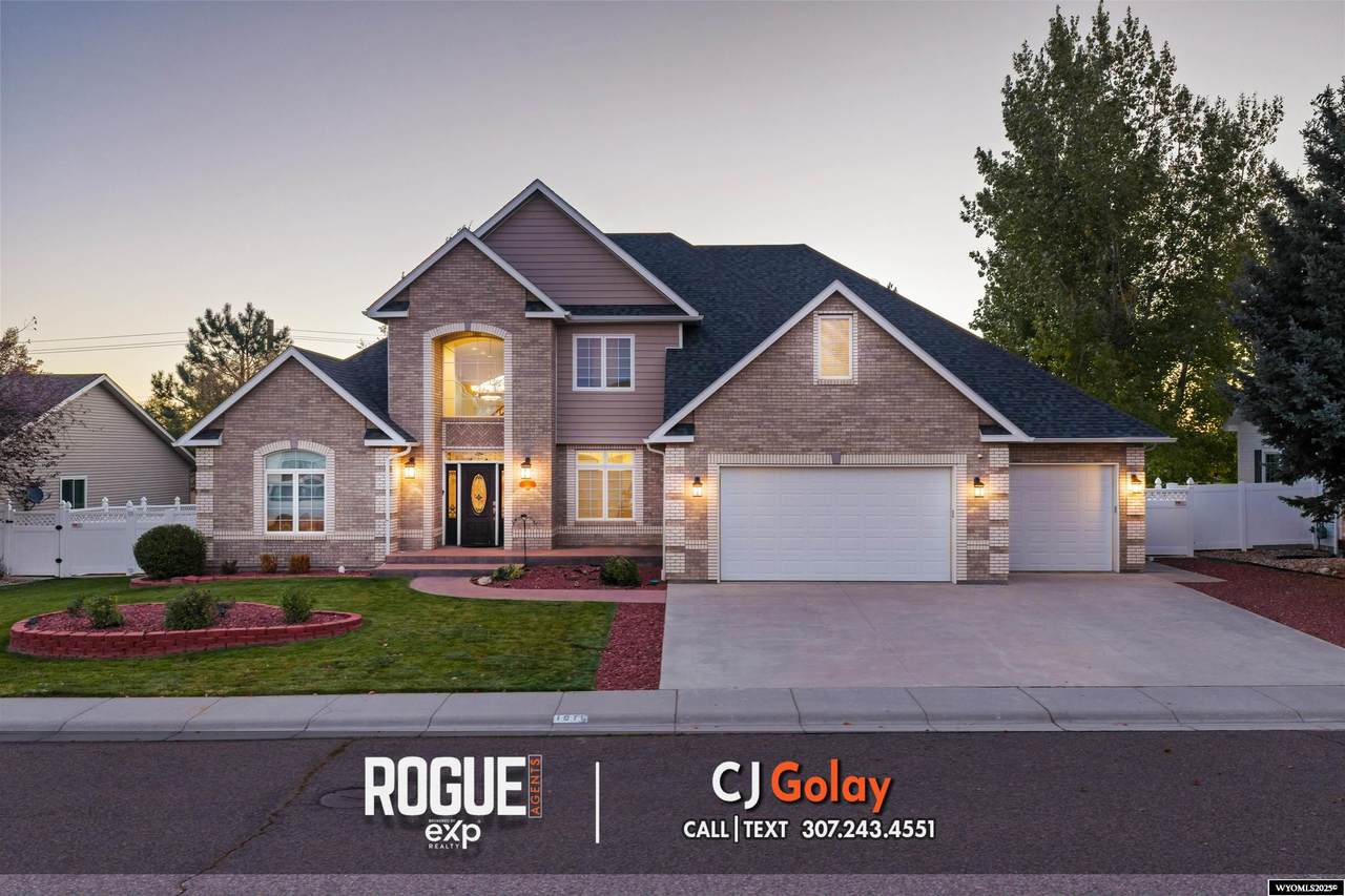 1911 Clifton Avenue - Photo 1