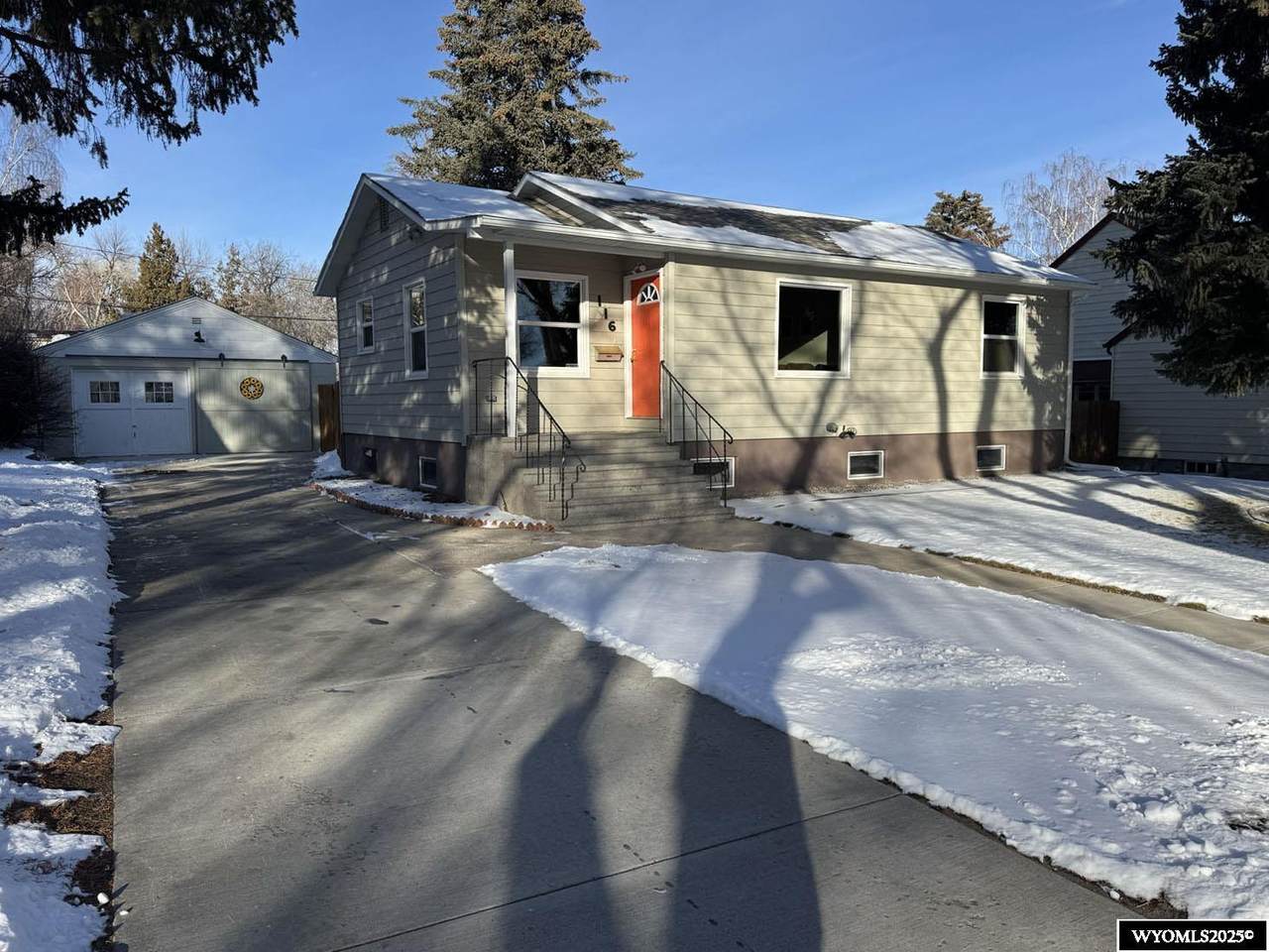 116 Park Avenue - Photo 1