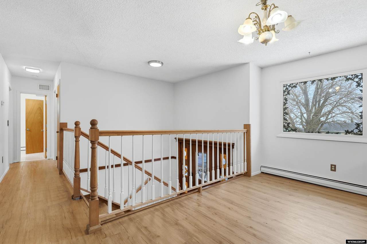 https://bt-photos.global.ssl.fastly.net/wyoming/1280_boomver_1_20256344-2.jpg
