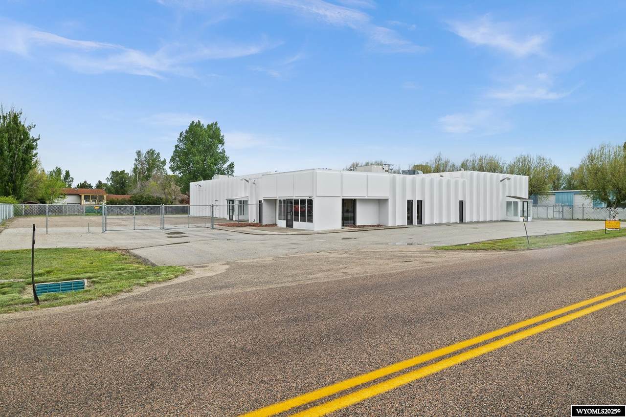 7383 6 WN Road - Photo 1