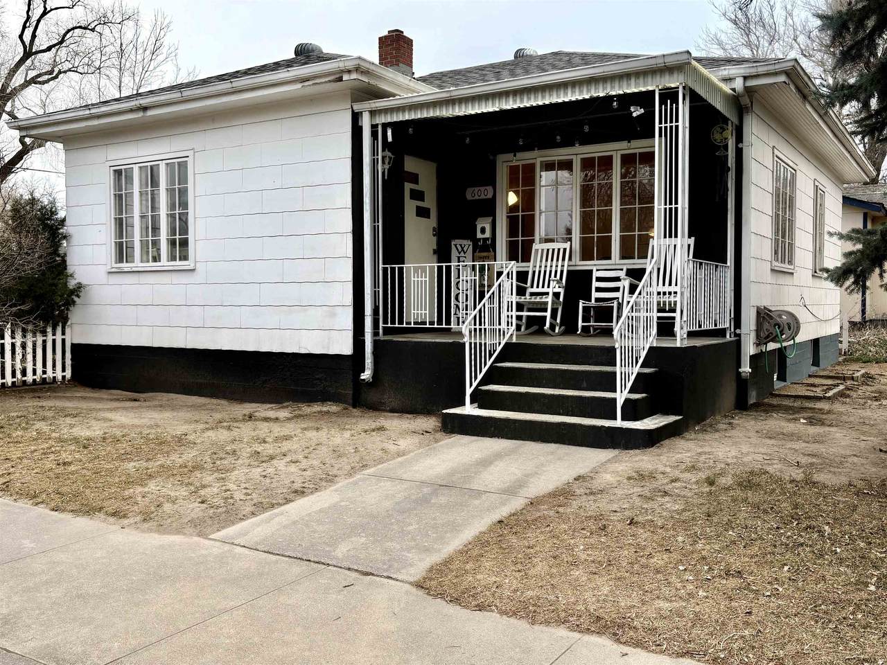 600 Birch Street - Photo 1