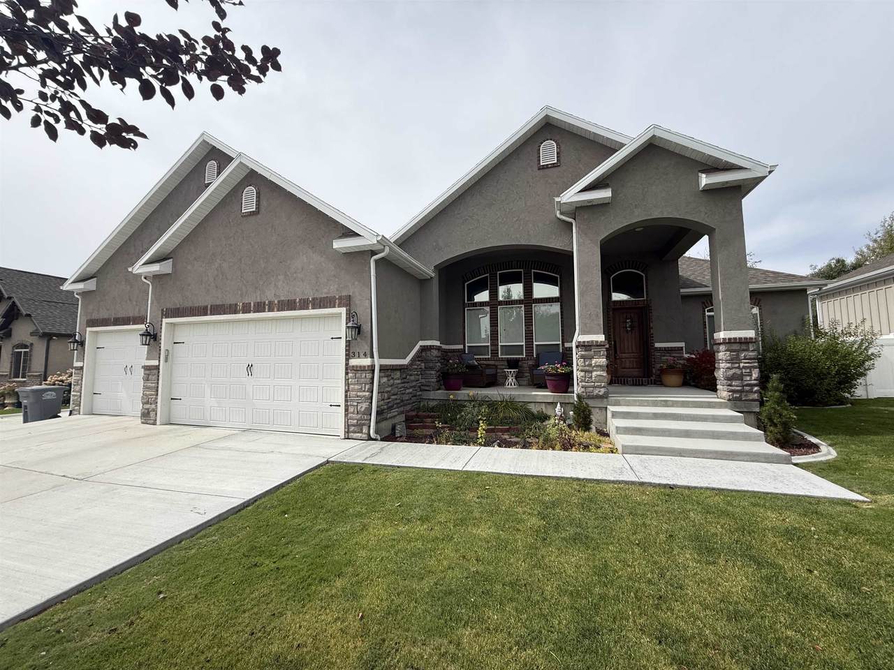 314 Tamarack Drive - Photo 1