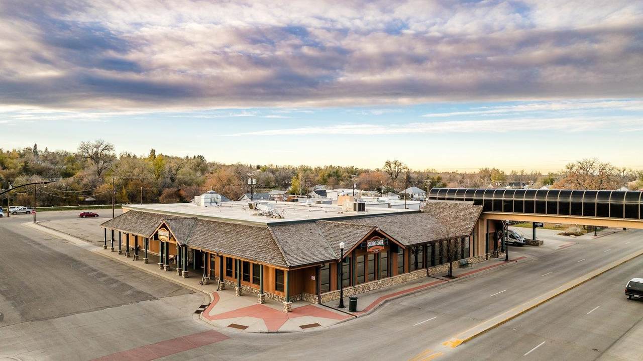 612 Main Street - Photo 1