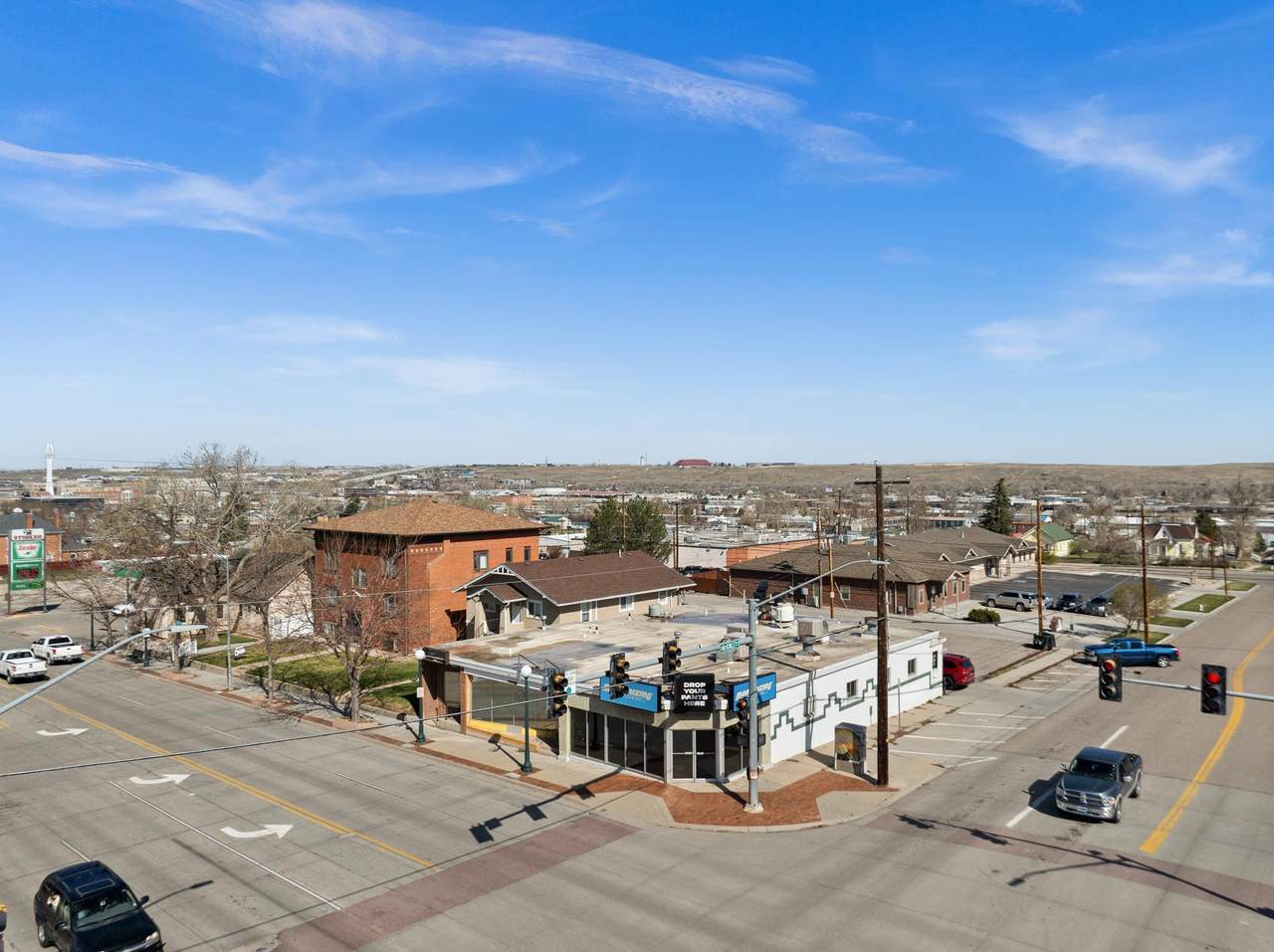 946 2nd St - Photo 1