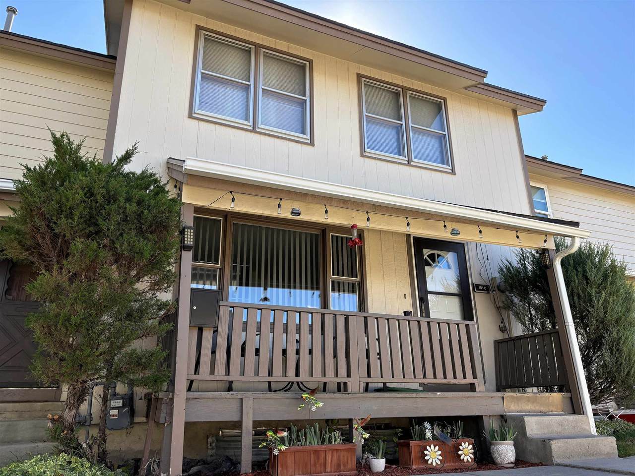 101 College - Photo 1