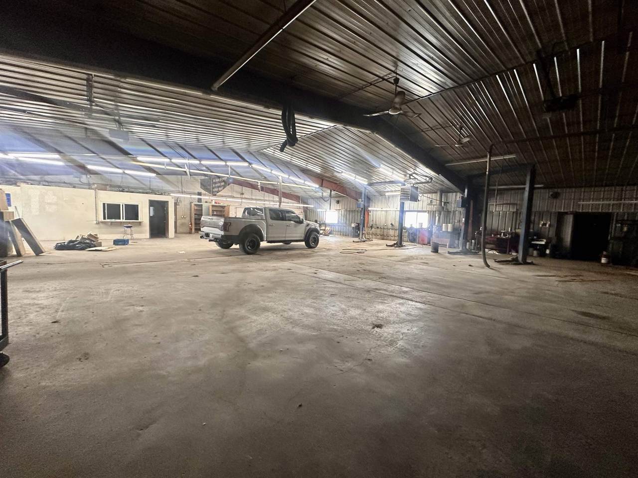 12 Lincoln Street - Photo 1