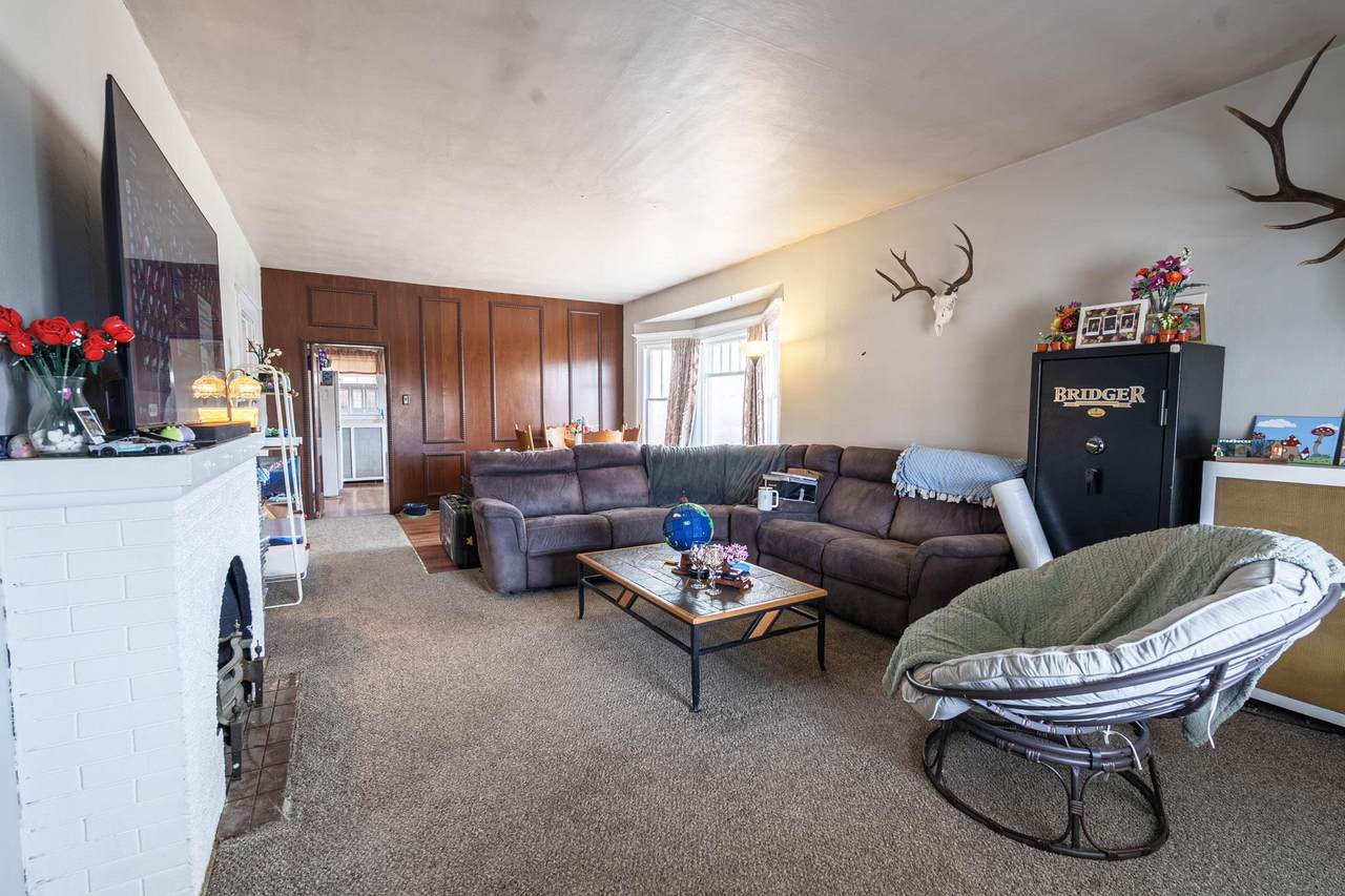 https://bt-photos.global.ssl.fastly.net/wyoming/1280_boomver_1_20260935-2.jpg