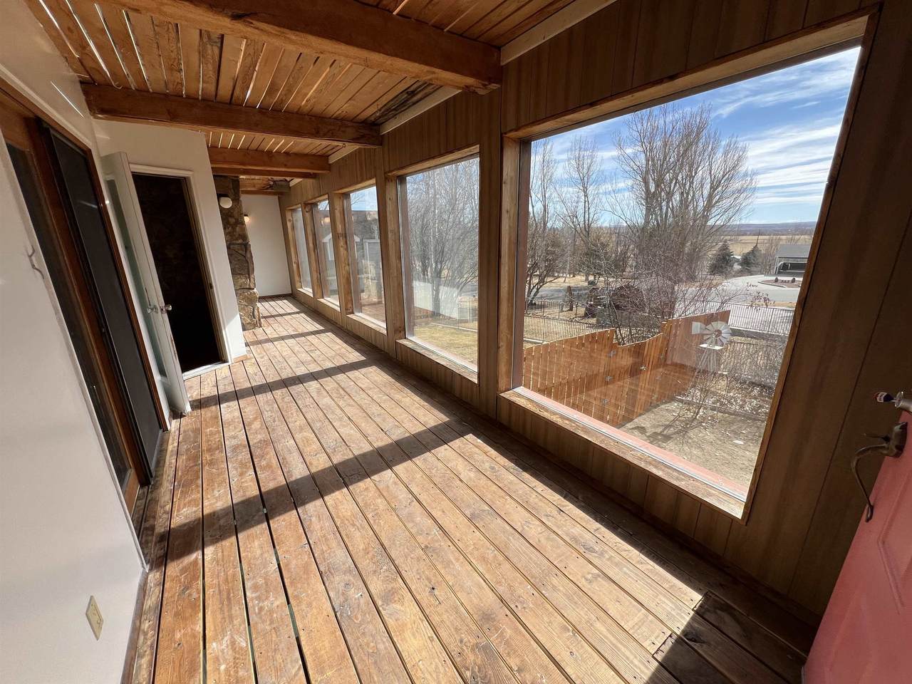 https://bt-photos.global.ssl.fastly.net/wyoming/1280_boomver_2_20260950-2.jpg