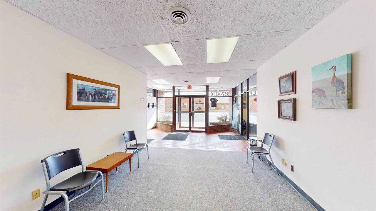 https://bt-photos.global.ssl.fastly.net/wyoming/orig_boomver_2_20260955-2.jpg