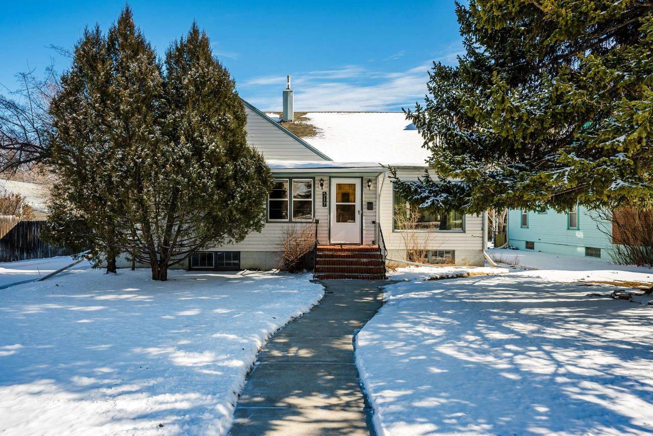 517 Adams Avenue - Photo 1