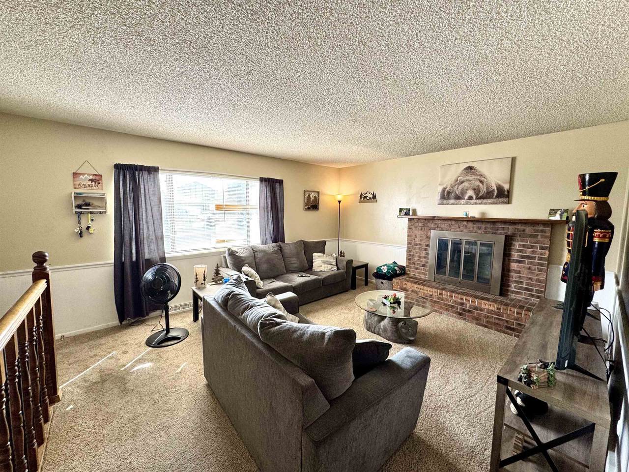 https://bt-photos.global.ssl.fastly.net/wyoming/1280_boomver_1_20261132-2.jpg