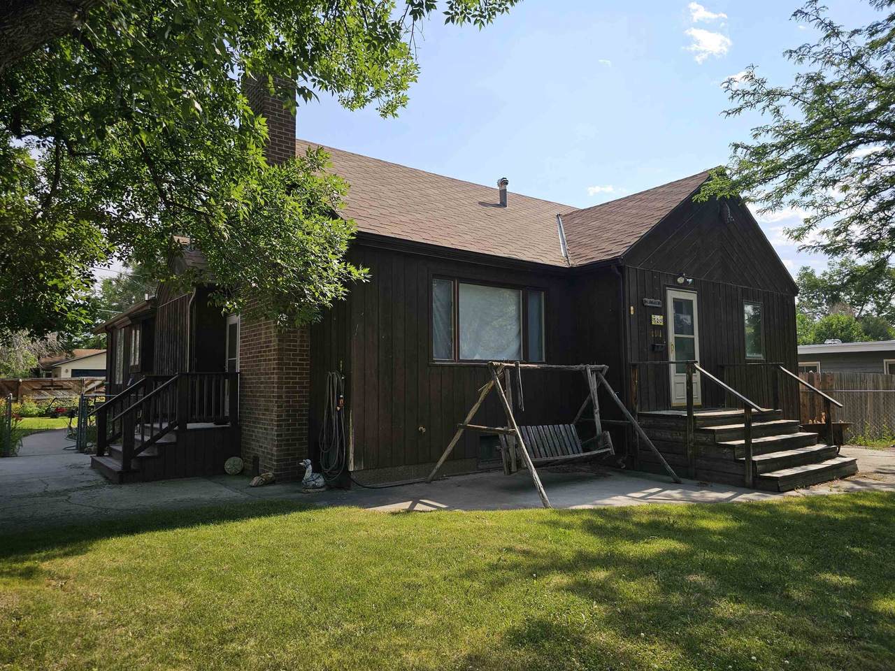 https://bt-photos.global.ssl.fastly.net/wyoming/1280_boomver_1_20261153-2.jpg