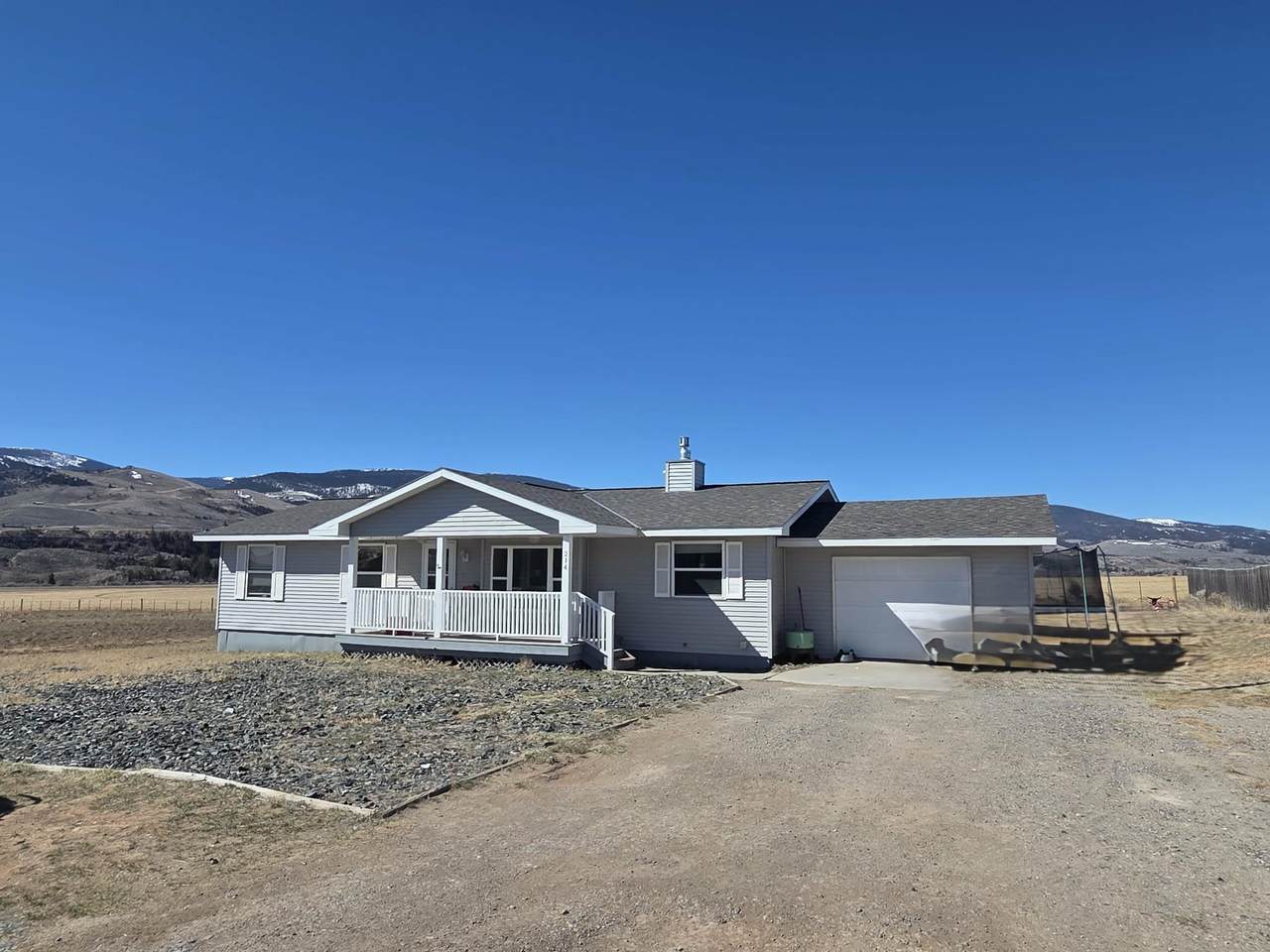 214 Westview Drive - Photo 1