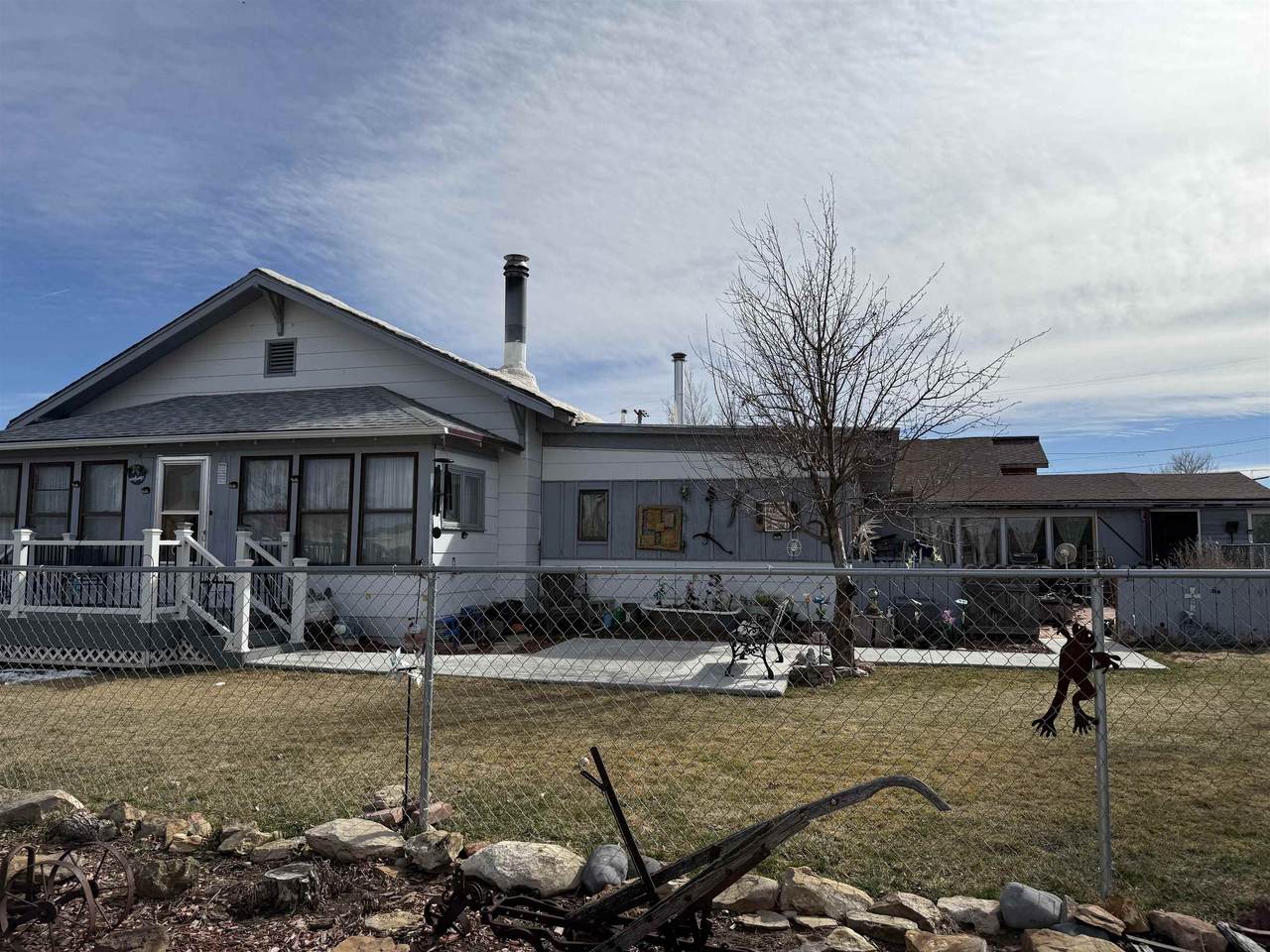 206 4th Street - Photo 1