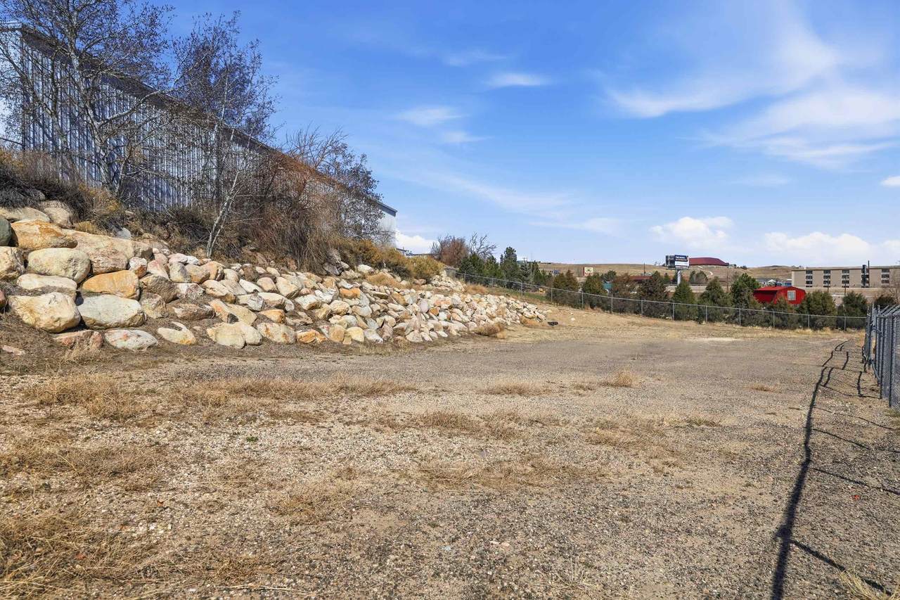 https://bt-photos.global.ssl.fastly.net/wyoming/1280_boomver_1_20261269-2.jpg