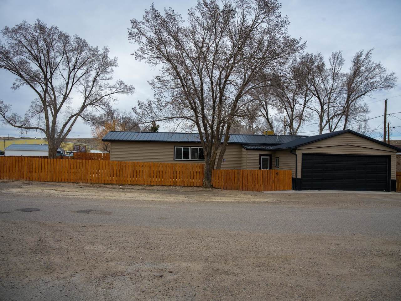 585 Highland Avenue - Photo 1