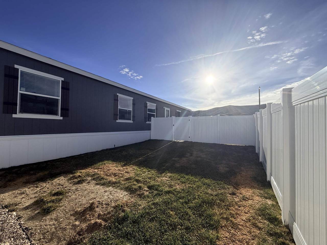 https://bt-photos.global.ssl.fastly.net/wyoming/1280_boomver_1_20261316-2.jpg