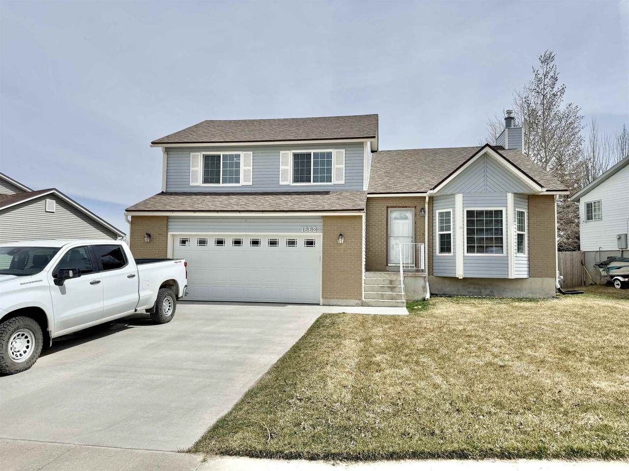 1662 Nations Avenue - Photo 1