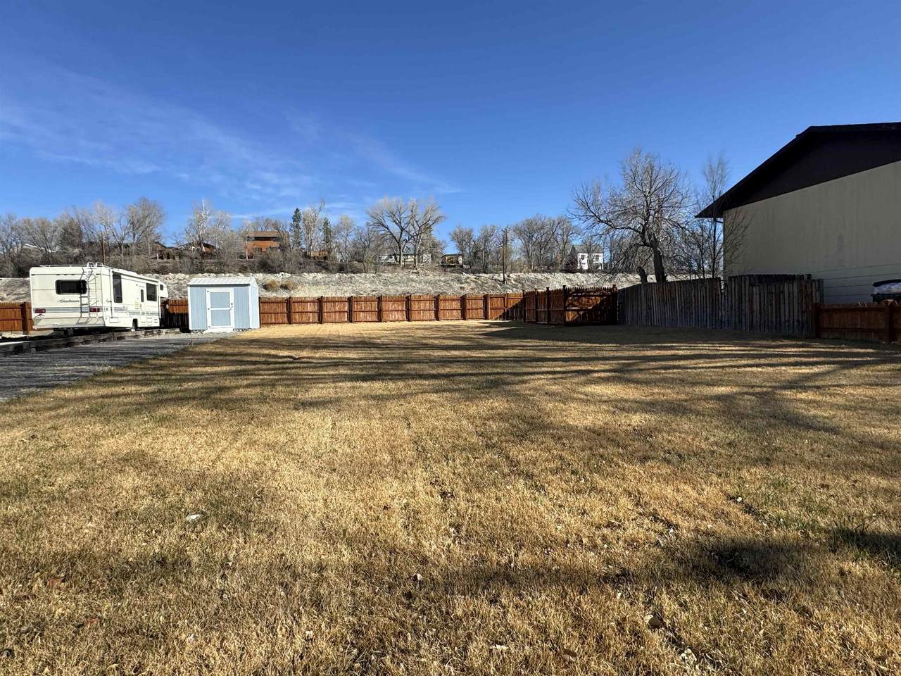 https://bt-photos.global.ssl.fastly.net/wyoming/1280_boomver_1_20261361-2.jpg