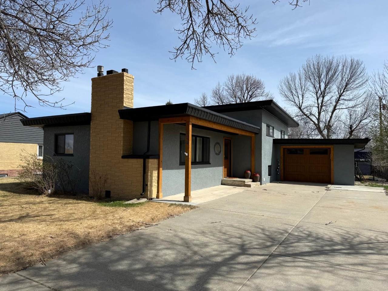 104 13th Street - Photo 1
